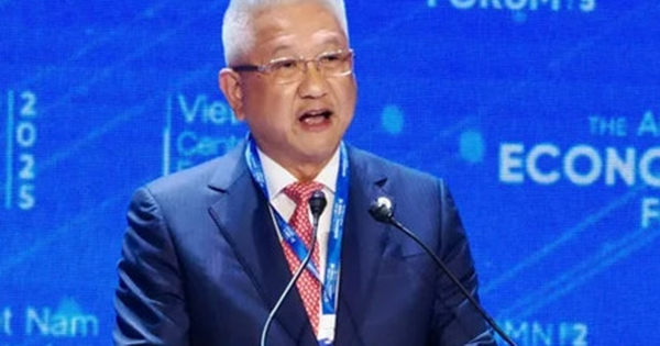 Chủ tịch Foxconn: Việt Nam đang nổi lên là cứ điểm sản xuất thiết bị AI toàn cầu