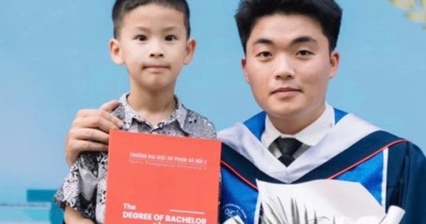 'Ông bố sinh viên' 24 tuổi và cú lội ngược dòng trở thành thủ khoa