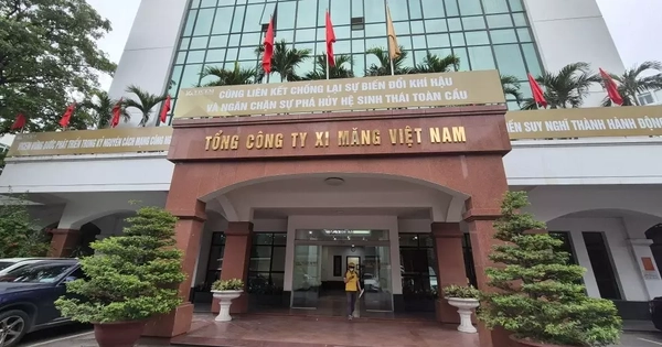 Vì sao 'ông trùm' xi măng thoái vốn tại nhiều doanh nghiệp?