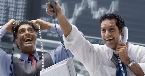 Khối ngoại bất ngờ mua ròng gần 600 tỷ đồng trong phiên VN-Index bứt phá, cổ phiếu nào được gom mạnh nhất?