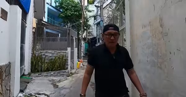 Nam nghệ sĩ đình đám một thời: 72 tuổi ở nhà thuê, bán bánh bèo vẫn hạnh phúc bên vợ kém 20 tuổi