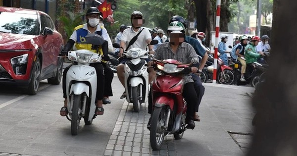 182 xe máy đi trên vỉa hè có biển số sau nhanh chóng nộp phạt nguội theo Nghị định 168