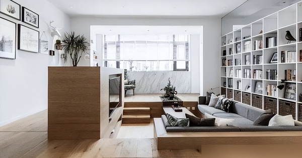 Tưởng chồng làm liều khi hạ sàn phòng khách 45 cm, ai ngờ lại tạo nên góc sống khiến ai đến cũng khen thông minh!