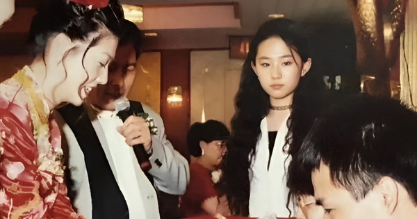 Cô gái trong bức ảnh cưới hơn 20 năm trước đẹp hơn cả filter, giờ là đỉnh lưu của đỉnh lưu, chỉ cần lộ diện là MXH nổ tung