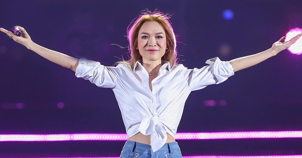 Nữ ca sĩ duy nhất trong lịch sử Việt Nam dám làm điều này tại Hà Nội