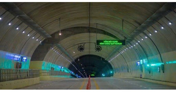 Dùng công nghệ ngoại xịn nhưng hỏng toàn bộ sau 3 năm, Việt Nam tự sửa rồi thành công lớn, biến cao tốc 9.000 tỷ đồng sở hữu hầm cấp đặc biệt thành hình mẫu mới
