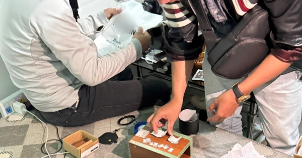 Khám xét khẩn cấp nơi ở đối tượng “cộm cán” Lê Tấn Thành