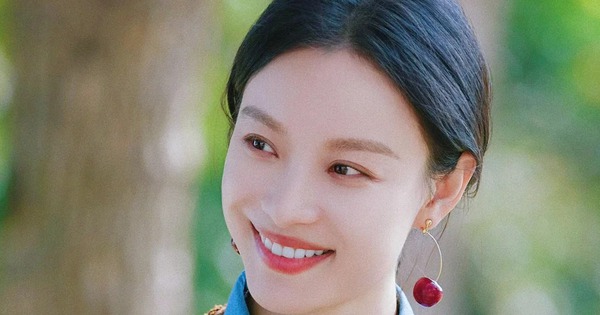 Sở hữu 3 nét tướng mắt hiếm này, năm 2026 sự nghiệp "như diều gặp gió", tiền tài ầm ầm