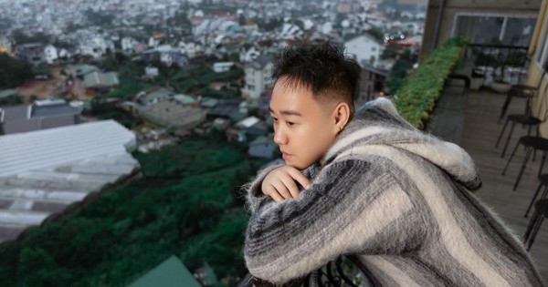 Nam ca sĩ sở hữu nhiều nhà, có mối tình kéo dài chỉ 10 ngày, U40 chưa vợ con