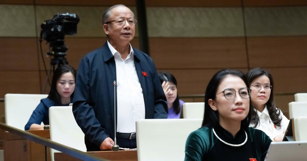 Tăng lương cán bộ, công chức, viên chức là bắt buộc