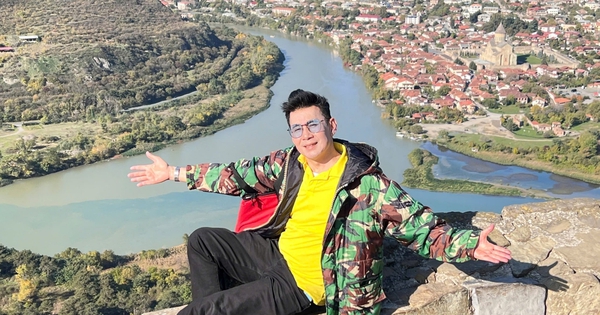 Tài sản trị giá "2.000 cây vàng" của ca sĩ Đoan Trường