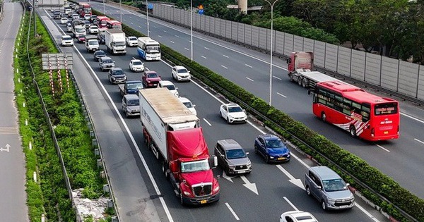 Lái xe liên tục không quá 4 tiếng, nếu tắc đường, không có trạm dừng nghỉ… sẽ tính thế nào?