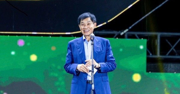 Tỷ phú Johnathan Hạnh Nguyễn trích 6 tỷ từ đám cưới con gái ủng hộ đồng bào miền Trung