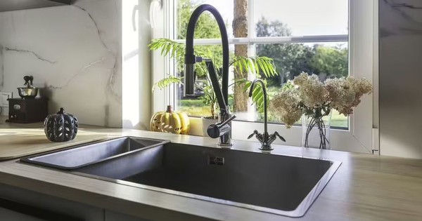 Nhà bếp có 1 thứ cực bẩn mà bạn vẫn vô tư sử dụng hằng ngày: 1 điều cần làm ngay