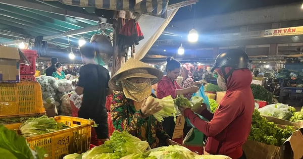 Rau trái về TPHCM tăng dần, nhiều loại chỉ 10.000 đồng/kg