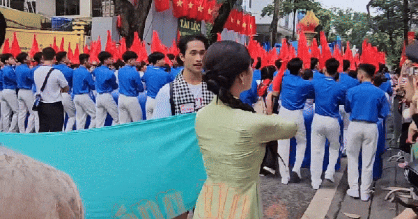 Mỹ nhân Việt được Bộ Quốc Phòng khen thưởng: Đóng tận 5 phim top 1 rating cả nước, nhan sắc thăng hạng dữ dội