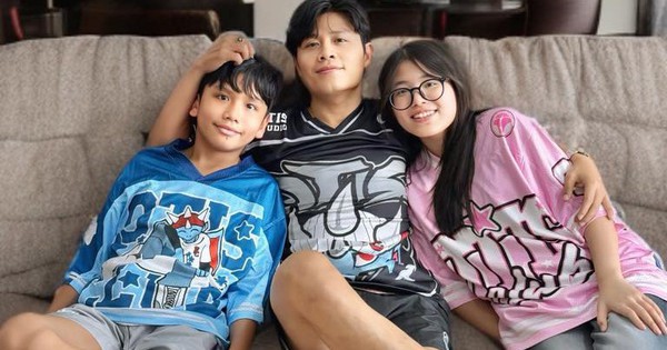 Đón con gái rượu về Việt Nam, hot dad Nguyễn Văn Chung "kêu trời" vì khả năng shopping ái nữ