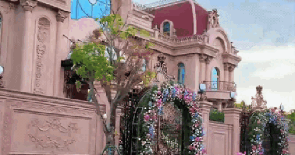 Đám cưới hé lộ dinh thự "khủng" nhất Phan Thiết - cô dâu là ái nữ tập đoàn nghìn tỷ kín tiếng nhất Việt Nam