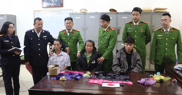 Bắt và khám xét khẩn cấp Sầm Thị Hiền