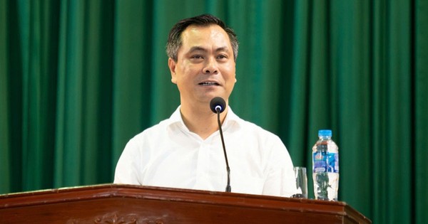 Lật tẩy chiêu 'ăn chặn' tiền A80 của Hiệu trưởng Cao đẳng Du lịch Hà Nội