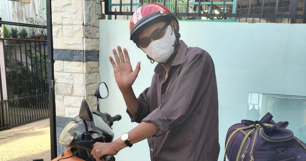 Nam diễn viên cả nước biết mặt nay làm shipper, chạy 30km giao hàng nhưng nhận cái kết chua xót