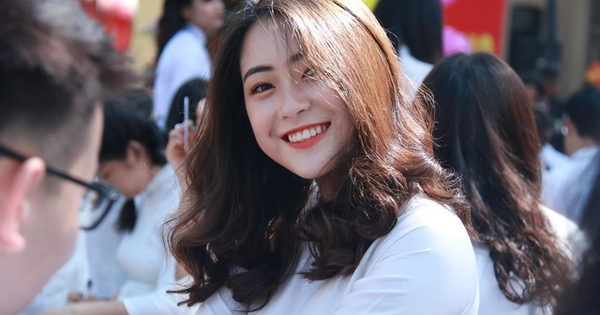 Thứ tiếng được nói nhiều thứ 5 thế giới, chữ viết như tranh vẽ: Chỉ 1 trường ở Việt Nam đào tạo nhưng thu nhập lên tới 70 triệu/tháng