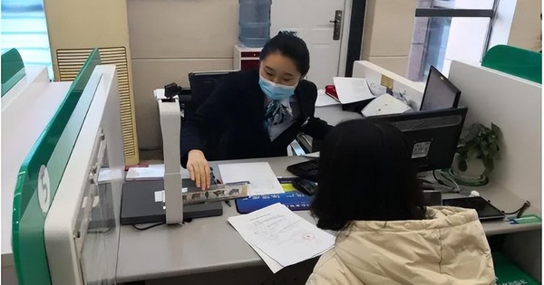 Người phụ nữ 30 tuổi gửi ngân hàng 37 tỷ đồng, 4 tháng sau số dư chưa tới 3k, kiện ngân hàng ra tòa lại mất thêm 300 triệu đồng: "Cô cũng có lỗi"