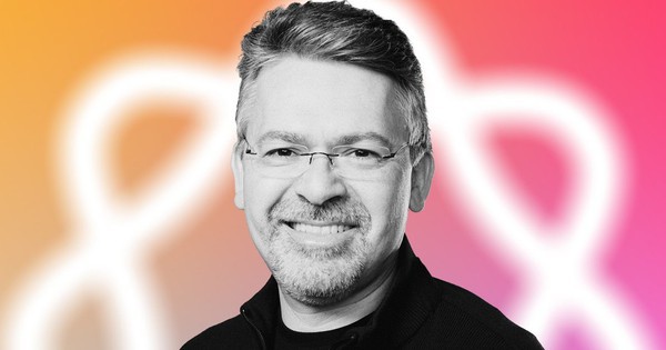 Người đứng đầu mảng AI của Apple nghỉ hưu sau những thất bại với Siri, thế chỗ bởi sếp cũ của Microsoft