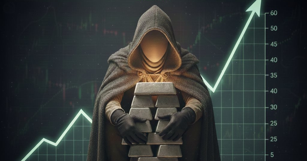 Một thế lực nắm hơn 22.000 tấn Bạc giữa cơn sốt giá