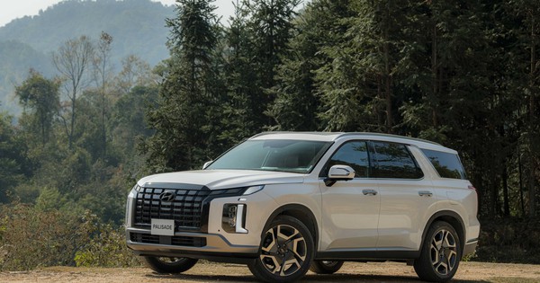 Tháng này, Hyundai Santa Fe 180 triệu Hyundai Palisade giảm giá tối đa 200 triệu