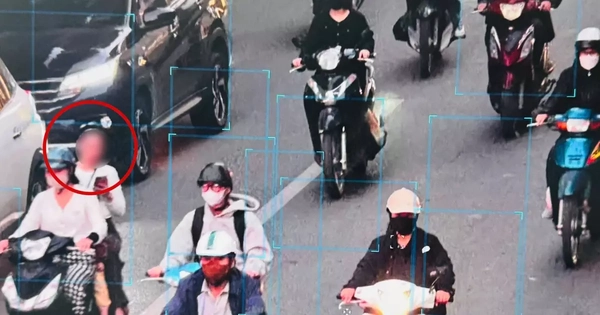 Camera AI 'soi' đến tận cổng trường, phát hiện nhiều học sinh vi phạm giao thông