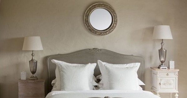 Người xưa dạy: Phòng ngủ chật đến đâu cũng đừng dại đặt 6 thứ này ở đầu giường, giật mình vì toàn món quen