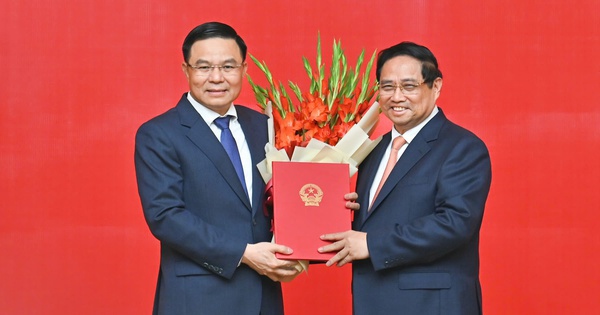 Nhận nhiệm vụ mới, quyền Bộ trưởng Lê Mạnh Hùng nói gì về trọng trách với ngành Công Thương?