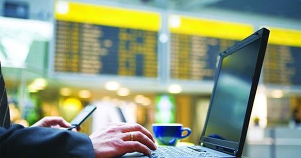 Cảnh báo cho ai sử dụng máy tính còn có 4 thói quen này