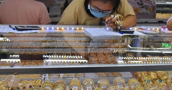Phát hiện nữ nhân viên công ty vàng bạc thường xuyên đi mua bạc xi mạ, sở hữu gần 550 triệu đồng: Công an Cần Thơ làm rõ điểm bất thường