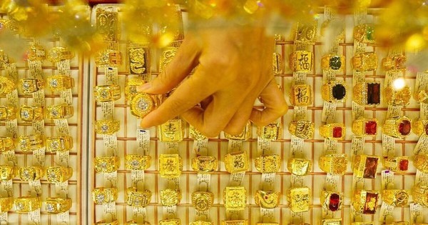 Sáng 23/12: Giá vàng thế giới, vàng trong nước tiếp tục tăng