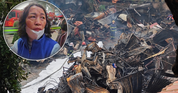 Toàn cảnh hiện trường vụ cháy chợ Xanh ở Hà Nội: Tiểu thương bàng hoàng bật khóc vì cả tỷ tiền hàng Tết vừa nhập đã hóa tro