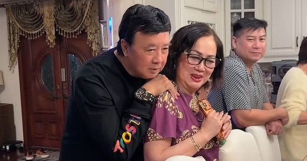 Nam NSƯT U80 nổi danh miền Nam mở tiệc tại biệt thự ở Mỹ, làm nũng với vợ