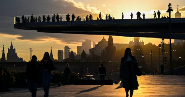 Người dân Nga đón nhiều tin dữ