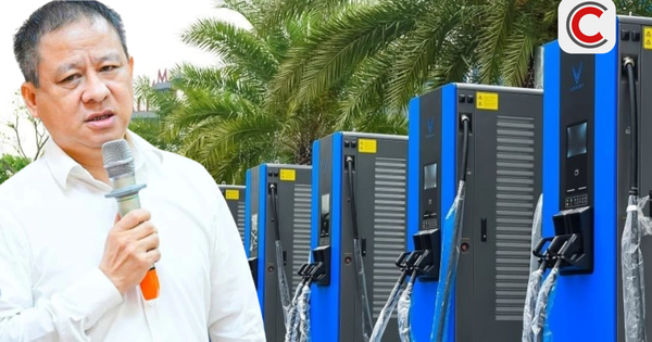 Chuyên gia kiến nghị xây trạm sạc xe điện nên theo tiêu chuẩn châu Âu, sạc được nhiều loại xe, giá sạc niêm yết rõ ràng