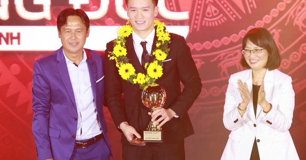 Hoàng Đức giành 