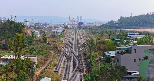 Bộ trưởng Xây dựng nói về đường sắt Hà Nội - Quảng Ninh 'đắp chiếu' hơn 10 năm