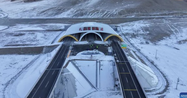 Trung Quốc thông xe hầm đường bộ cao tốc dài nhất thế giới