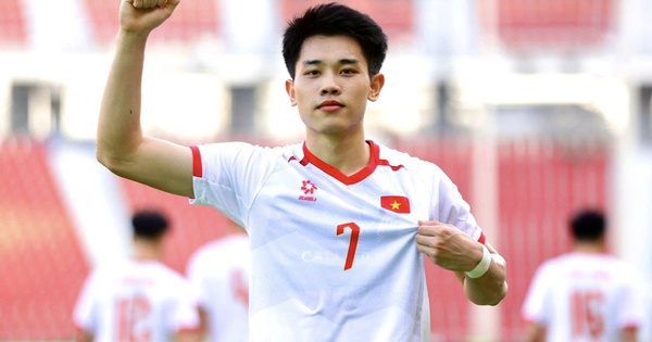 Giải châu Á: Báo Trung Quốc lo ngại sức mạnh của U23 Việt Nam, chỉ ra bí kíp đằng sau kỳ tích ngược dòng