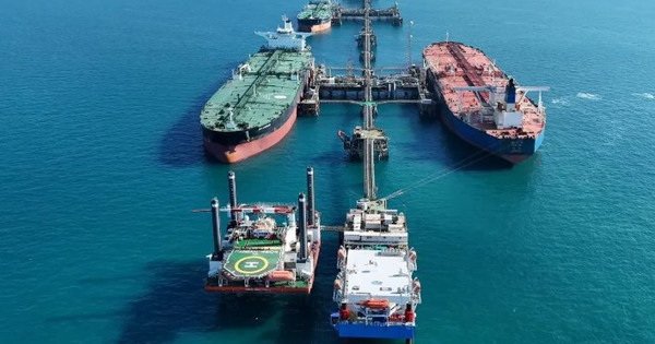 Khoan sâu xuống đáy biển, một quốc gia trúng lớn: Phát hiện giếng dầu chứa 22 triệu tấn dầu thô và khí ngưng tụ, 5 tỷ m³ khí tự nhiên