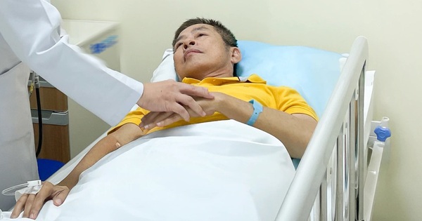 Nam nghệ sĩ đình đám một thời: Ngoài 60 bị đột quỵ, suy thận giai đoạn cuối, mất khả năng đi lại
