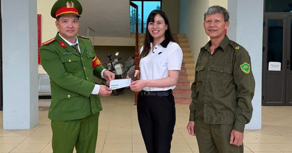 Công an liên hệ, thanh niên 2006 xác nhận tài khoản ngân hàng nhận được hơn 20 triệu, liền được mời phối hợp làm việc