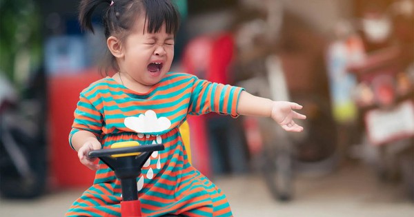 Hiện tượng lạ bị phát hiện: Thứ hủy hoại một đứa trẻ không phải tiền bạc mà là 3 thói xấu cha mẹ đã gieo cho chúng