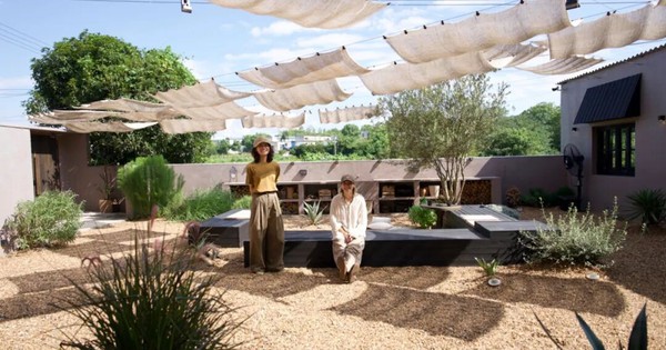 Hai người phụ nữ 40  bỏ phố về quê: Chi 400 triệu cải tạo nhà cũ, tạo mô hình sống - làm - nghỉ bền vững và tự chủ tài chính