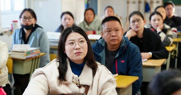 Giáo viên 30 năm nói thẳng: Không biết tiên tri nhưng nhìn vào nhóm chat phụ huynh, tôi biết đứa trẻ nào sẽ vượt trội trong tương lai